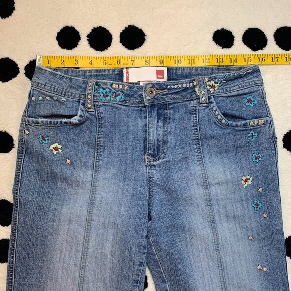 Vintage Y2K Embroidered Light Wash Denim Low Rise Straight Leg Jeans - Picture 7 of 12
